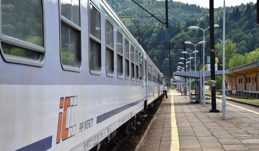 Ministerstwo Infrastruktury: Nowe przepisy pomogą PKP Intercity Ministerstwo Infrastruktury: Nowe przepisy pomogą PKP Intercity