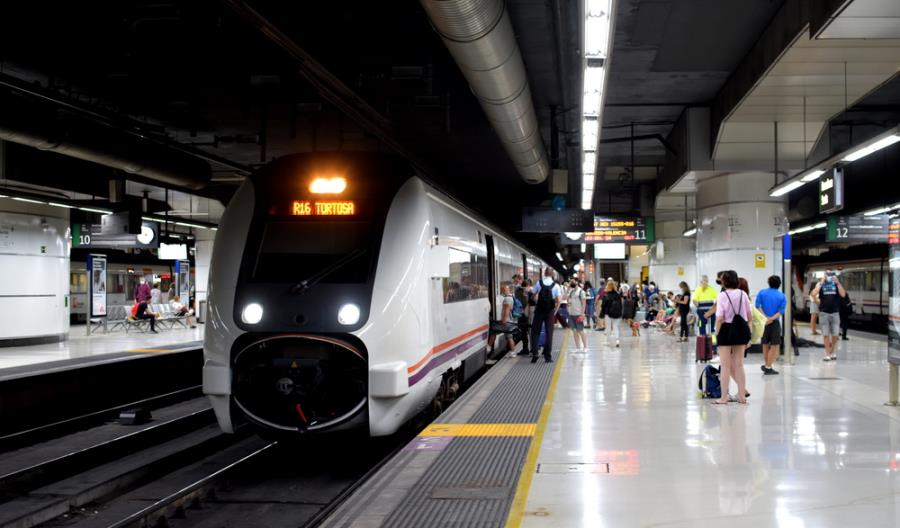 Bezpłatne pociągi regionalne i autobusy w Hiszpanii