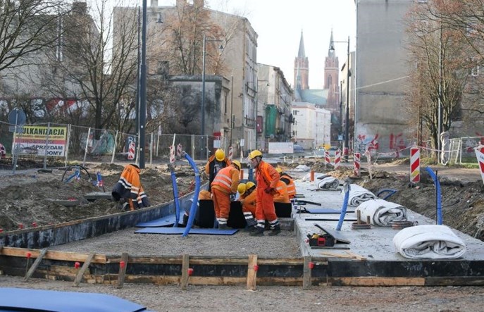 Łódź: Wojska Polskiego – mimo zimy przebudowa trwa