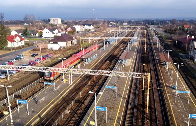 PLK: Pociągi między Sędziszowem a Kozłowem przyspieszą do 140 km/h