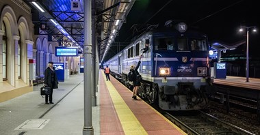 Pociągi Warszawa – Bydgoszcz wrócą do Kutna 