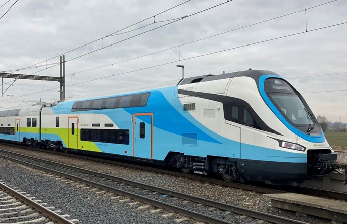 Kolejna piętrowa jednostka CRRC dla Westbahn testowana w Czechach