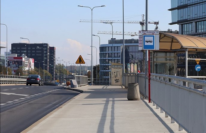 Władze Warszawy chcą mniej samochodów w mieście. Przed nami Kongres Czystego Powietrza