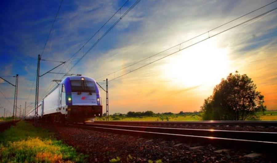 Wiemy, ile rząd dopłaci PKP Intercity do obniżenia cen biletów Wiemy, ile rząd dopłaci PKP Intercity do obniżenia cen biletów