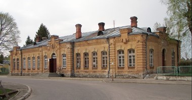 Dworzec w Augustowie zyska nowe życie. PKP SA przejmą obiekt od miasta