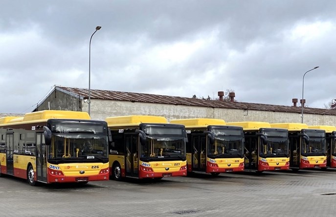 Łomża odebrała kolejne elektrobusy Yutonga