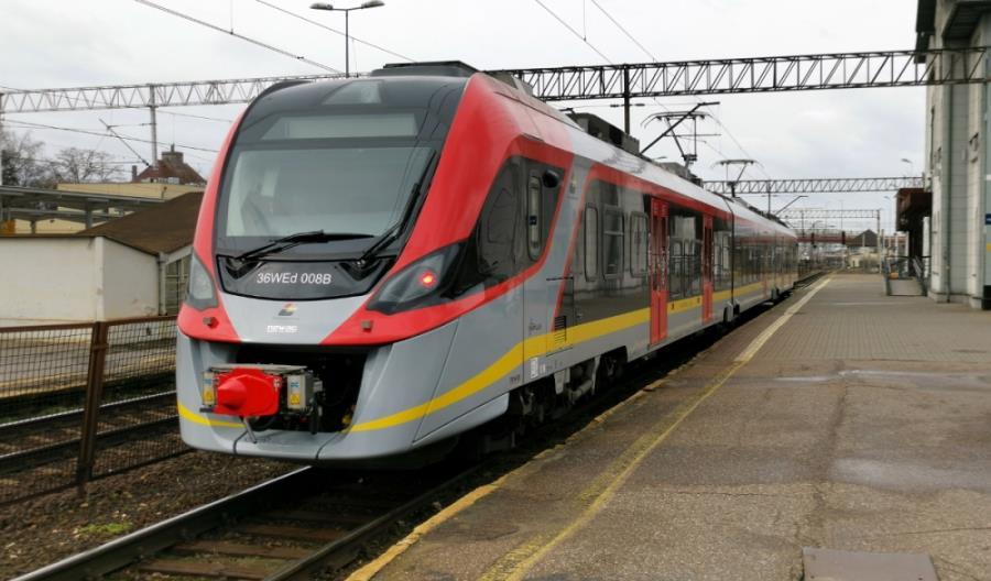 Łódzkie: Wraca komunikacja zastępcza na liniach do Kutna i Łowicza Łódzkie: Wraca komunikacja zastępcza na liniach do Kutna i Łowicza