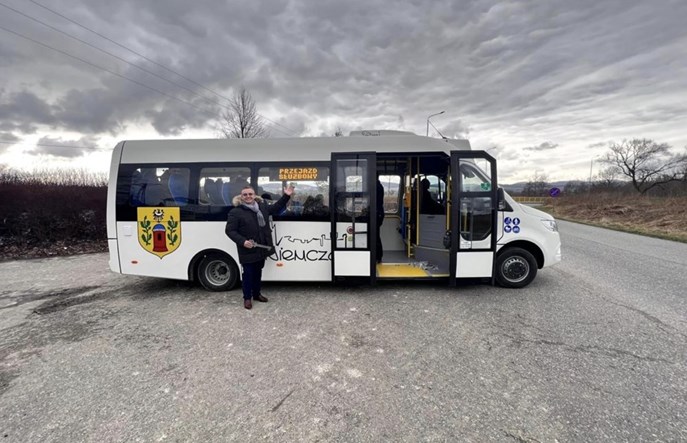 Strzelin kupił dwa autobusy elektryczne