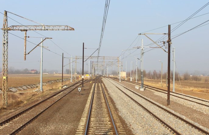 Trwa modernizacja CMK. Ograniczenie prędkości i jeden tor