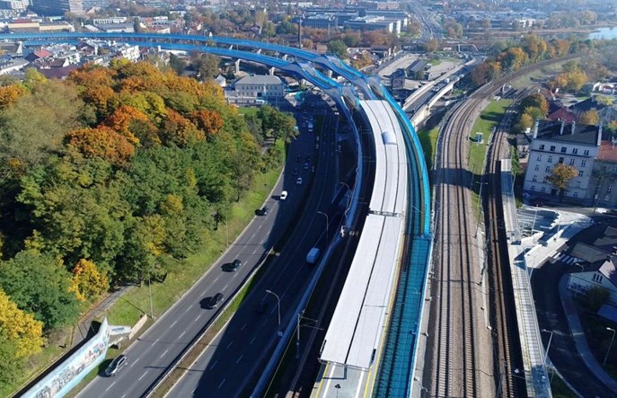 Ruch kolejowy po krakowskim węźle powinien być coraz płynniejszy