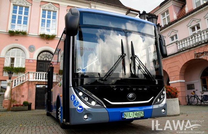 Iława stawia na transport publiczny. Więcej elektryków i nowych wiat