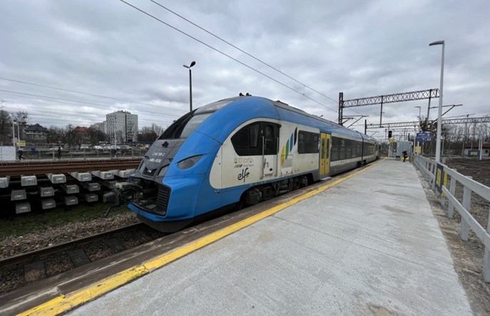 Pesa kończy sprzedaż Linków i Elfów