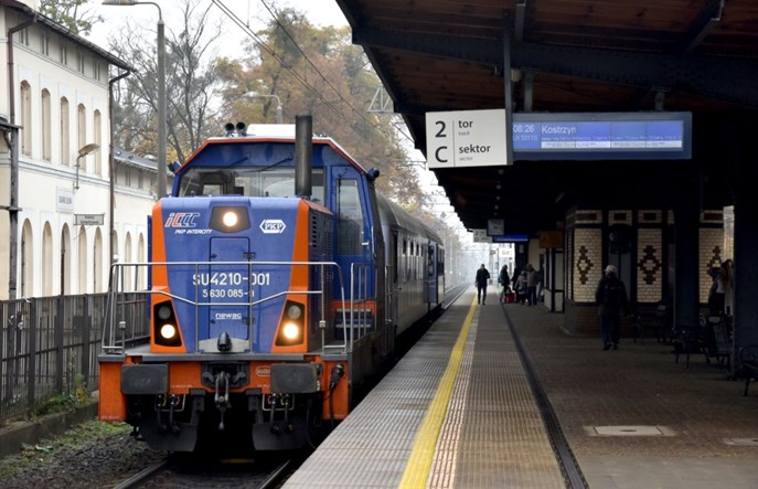 Punktualność pociągów w 2022 r. PKP IC tylko 66,6%