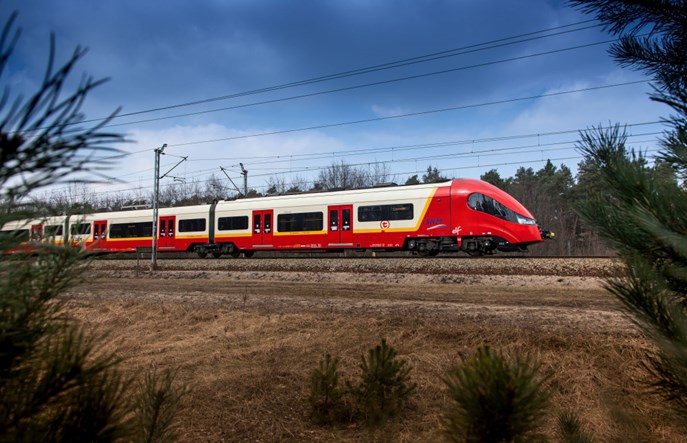 Ruch pociągów podmiejskich Warszawa - Rembertów wstrzymany na kilka godzin