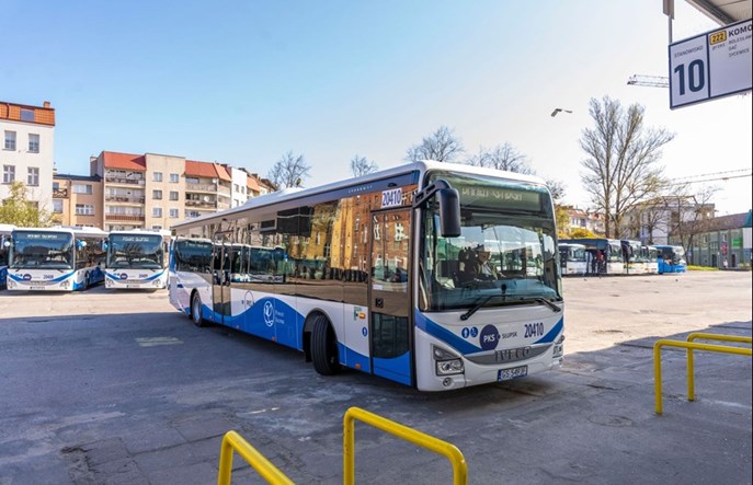 CUPT z nowym naborem: 1,4 mld zł na autobusy podmiejskie