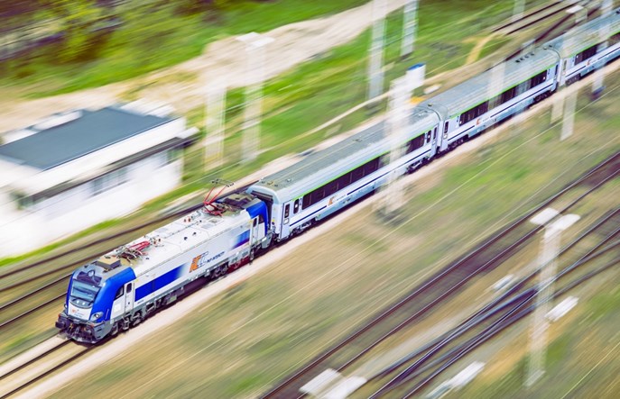 W pierwsze dni majówki PKP Intercity przewiozło 1,3 mln pasażerów