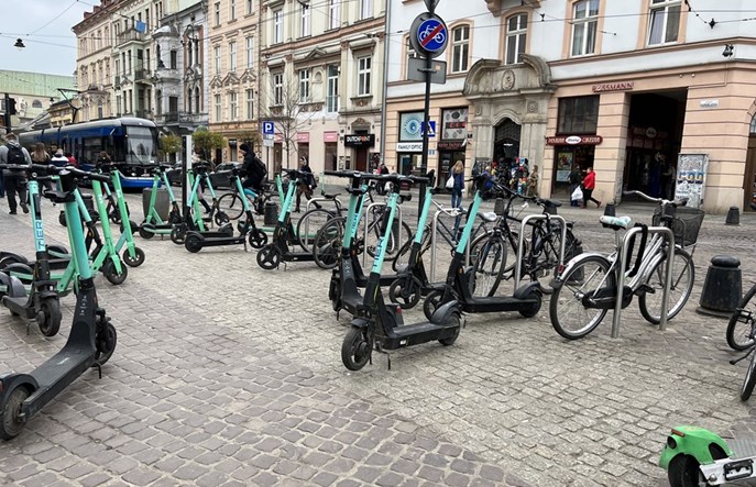 Miasto Jest Nasze: E-hulajnogi w miastach z definicji niebezpieczne