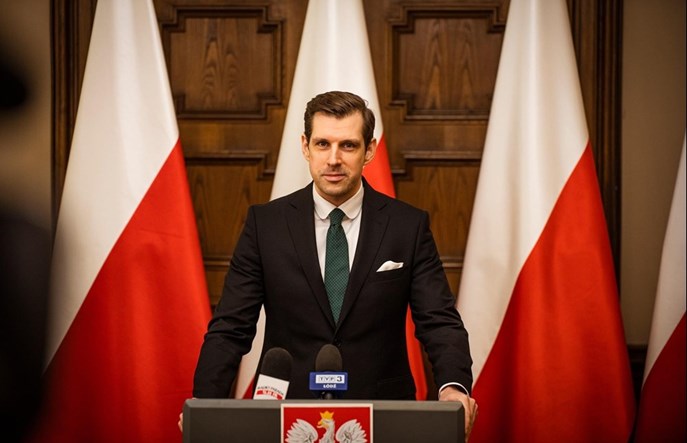 Nowy wojewoda mazowiecki w obronie samochodów. „Świadomy wybór konsumencki”