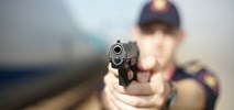 Funkcjonariusze SOK użyli broni wobec złodziei, którzy próbowali ich rozjechać