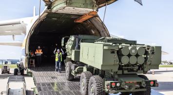 Pierwsze HIMARS już w Polsce. Dotarły na pokładzie An-124 Rusłan