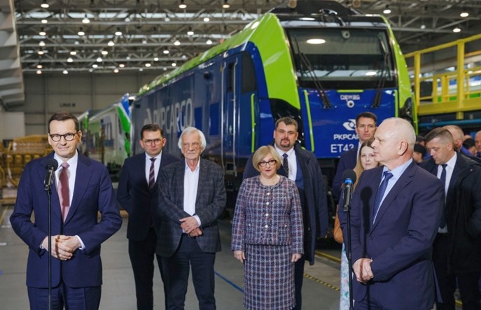 Morawiecki: Newag jest lokomotywą rozwoju