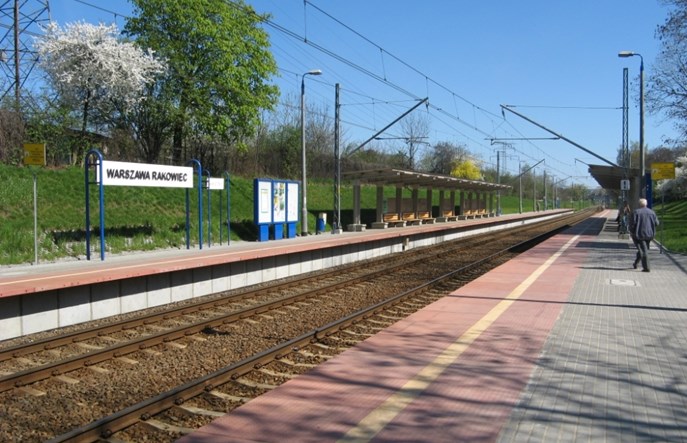 Problemy w węźle warszawskim. Dodatkowe zatrzymania pomogą pasażerom?