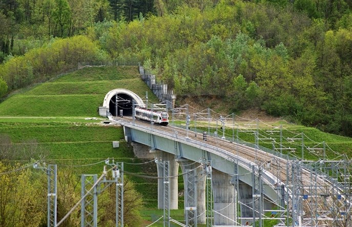 Cztery przetargi na budowlane prace przygotowawcze na liniach kolejowych CPK 