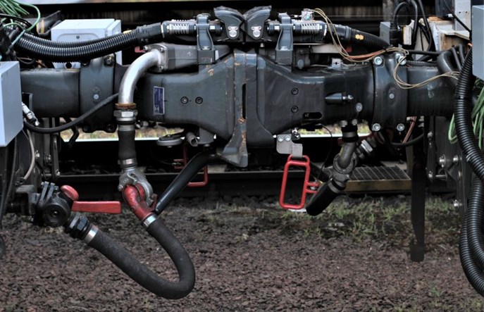 Automatyczne sprzęgi: pomogą, czy zaszkodzą przewozom towarowym?