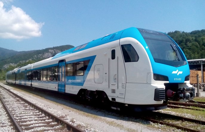 Stadler dostarczy do Słowenii 20 kolejnych spalinowych Flirtów