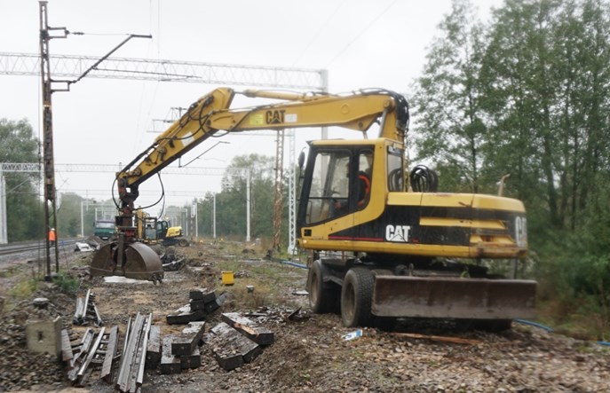 Roboty torowe pod Sieradzem. Autobusy zastępcze ŁKA na dłużej 