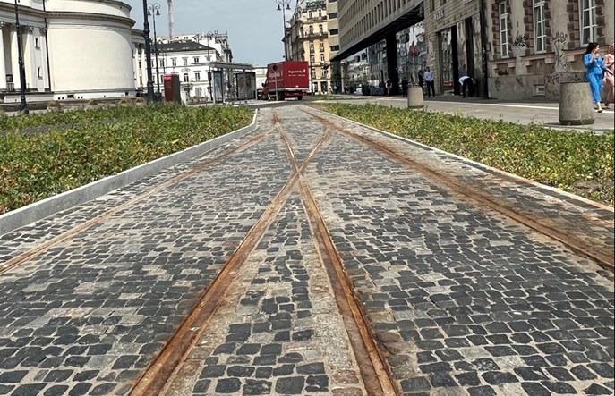 Warszawa: Varsavianiści proponują tramwaj-pomnik  na pl. Trzech Krzyży