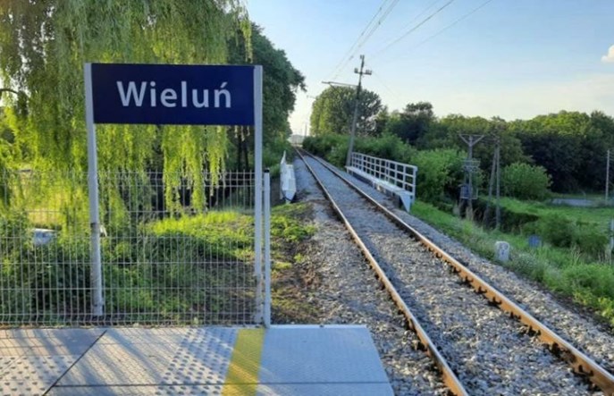 Czy będzie modernizacja linii 181 przez Wieluń? Na razie prace na przejazdach 