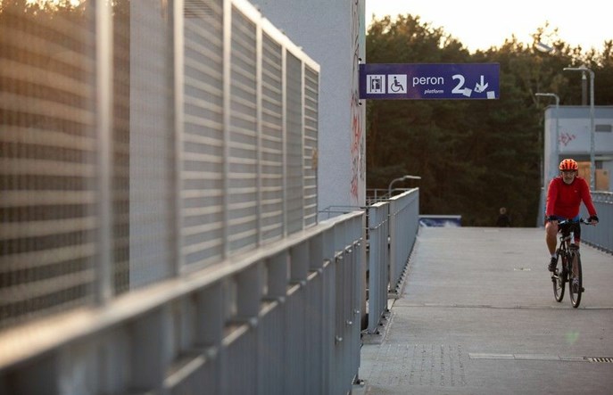 Kujawsko-pomorskie dodaje do biletu kolejowego saszetkę rowerową