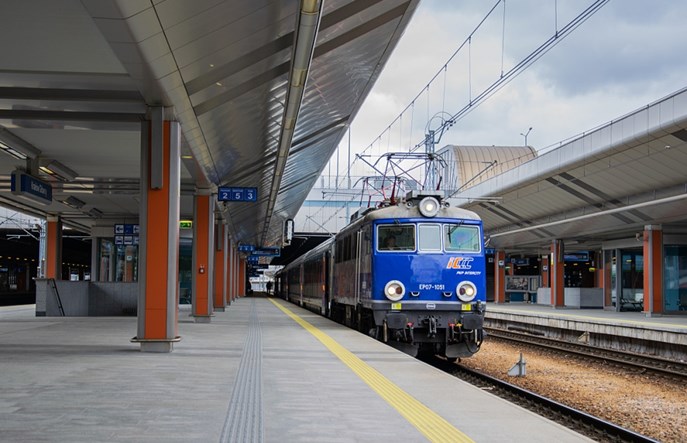 PKP Intercity rozszerza sieć sprzedaży o kolejnych partnerów
