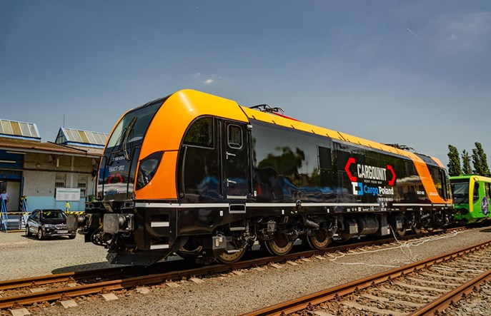 Newag z dużym zamówieniem od Cargounit na lokomotywy sześcioosiowe