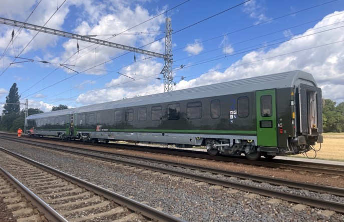 Wagony wojskowe PKP IC wróciły do Czech. Co z dopuszczeniem i naprawami?