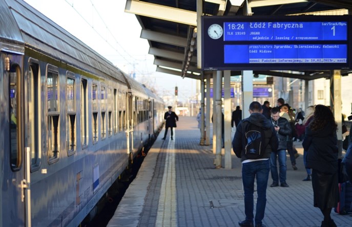 W czerwcu znacznie spadła punktualność pociągów