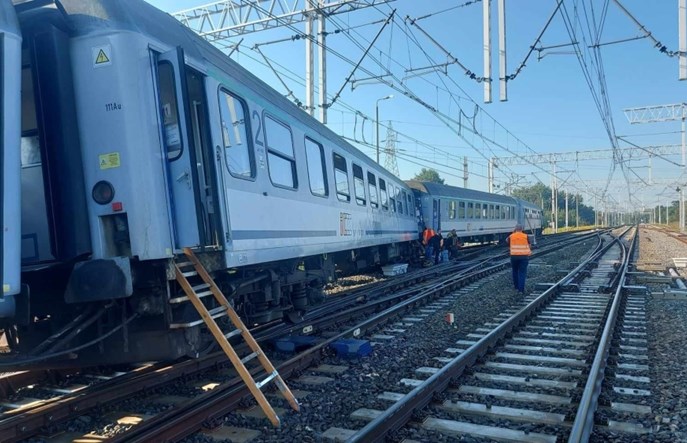 Po wykolejeniu TLK Chemik w Zgierzu. Zawinił zwrotniczy? 