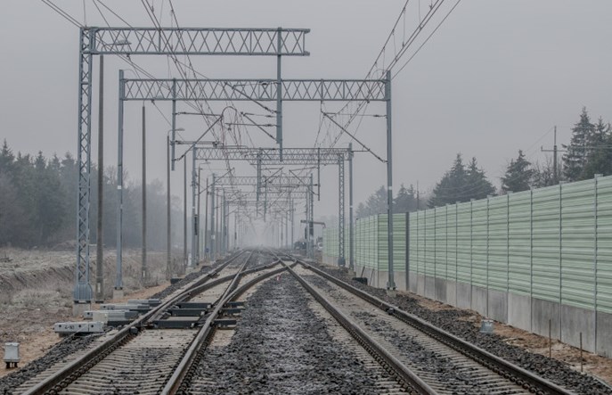 PLK: Kolejne nieuprawnione radio-stopy na sieci kolejowej. Szkodliwość niska