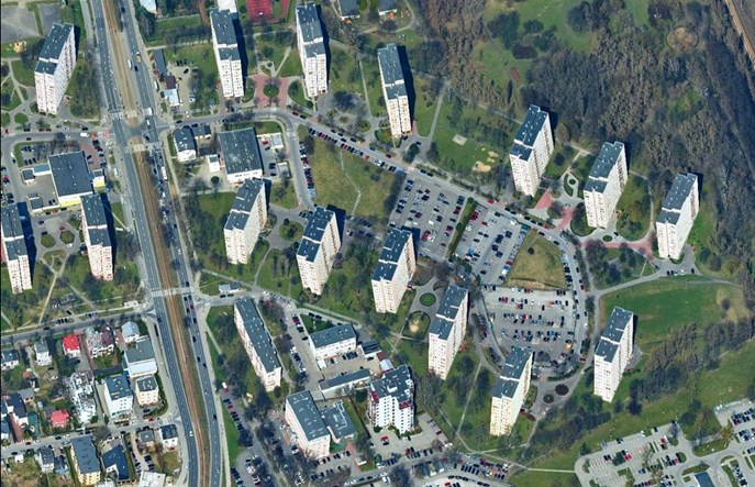 Garaż Plus. Rząd obiecuje program rewitalizacji wielkiej płyty