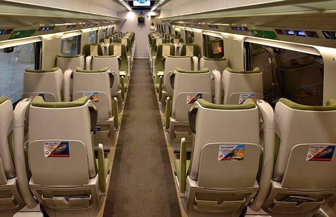 Ponad 4,2 mln zł za wymianę dywaników w Pendolino