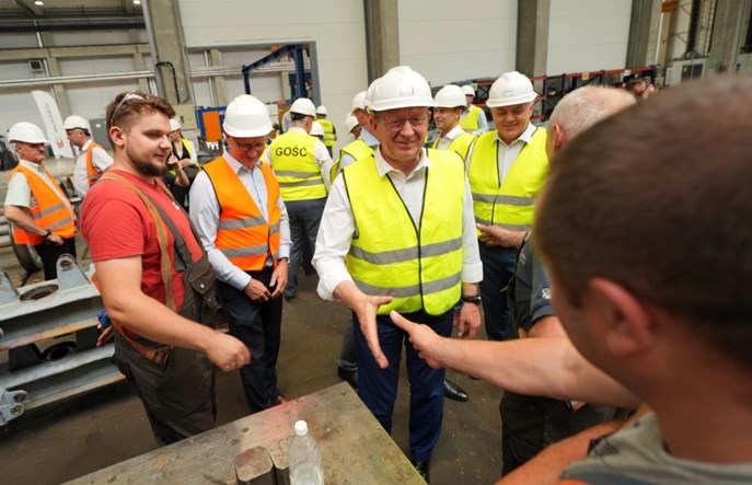 Remtrak zrealizuje naprawy ponad 300 wagonów PKP Intercity