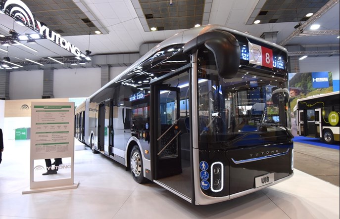 Trzy oferty na dostawę przegubowych elektrobusów dla Częstochowy