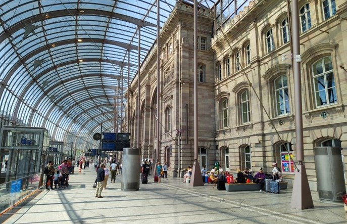 Francja: Zamiast Europarlamentu – Eurodisneyland. Zawiodła technika