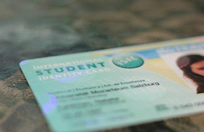 Przejazdy z ulgą dla studiujących za granicą