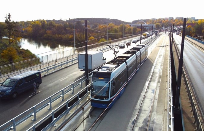 Bydgoszcz. Pierwsze tramwaje na nowym moście przez Brdę