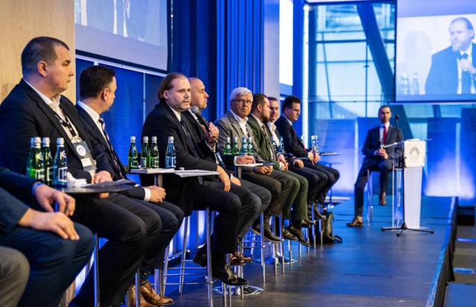 Ostatnie darmowe wejściówki na Kongres Kolejowy