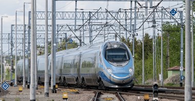 Dzwoniłeś na infolinię PKP IC? Możesz otrzymać zwrot kosztów