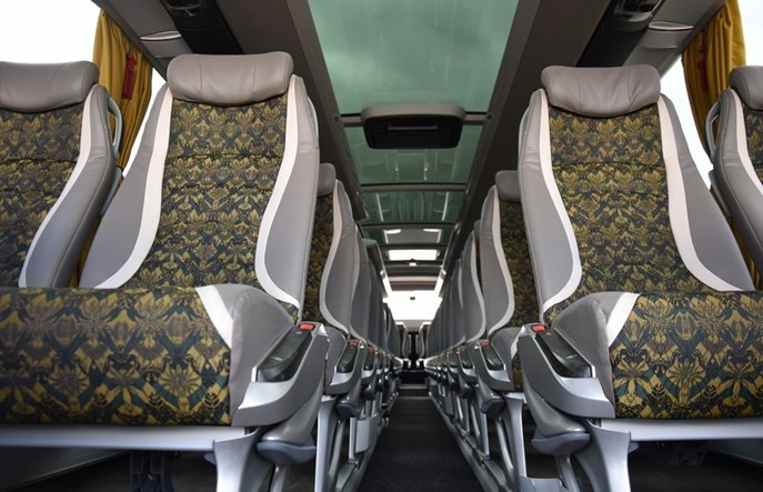 Wojsko z ofertami na autokary