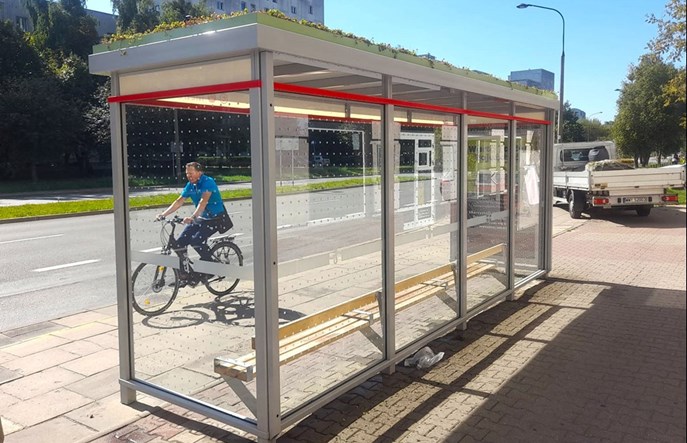 ZTM Warszawa wydał 3,5 mln zł na remonty przystanków. Plany na 2024 r.